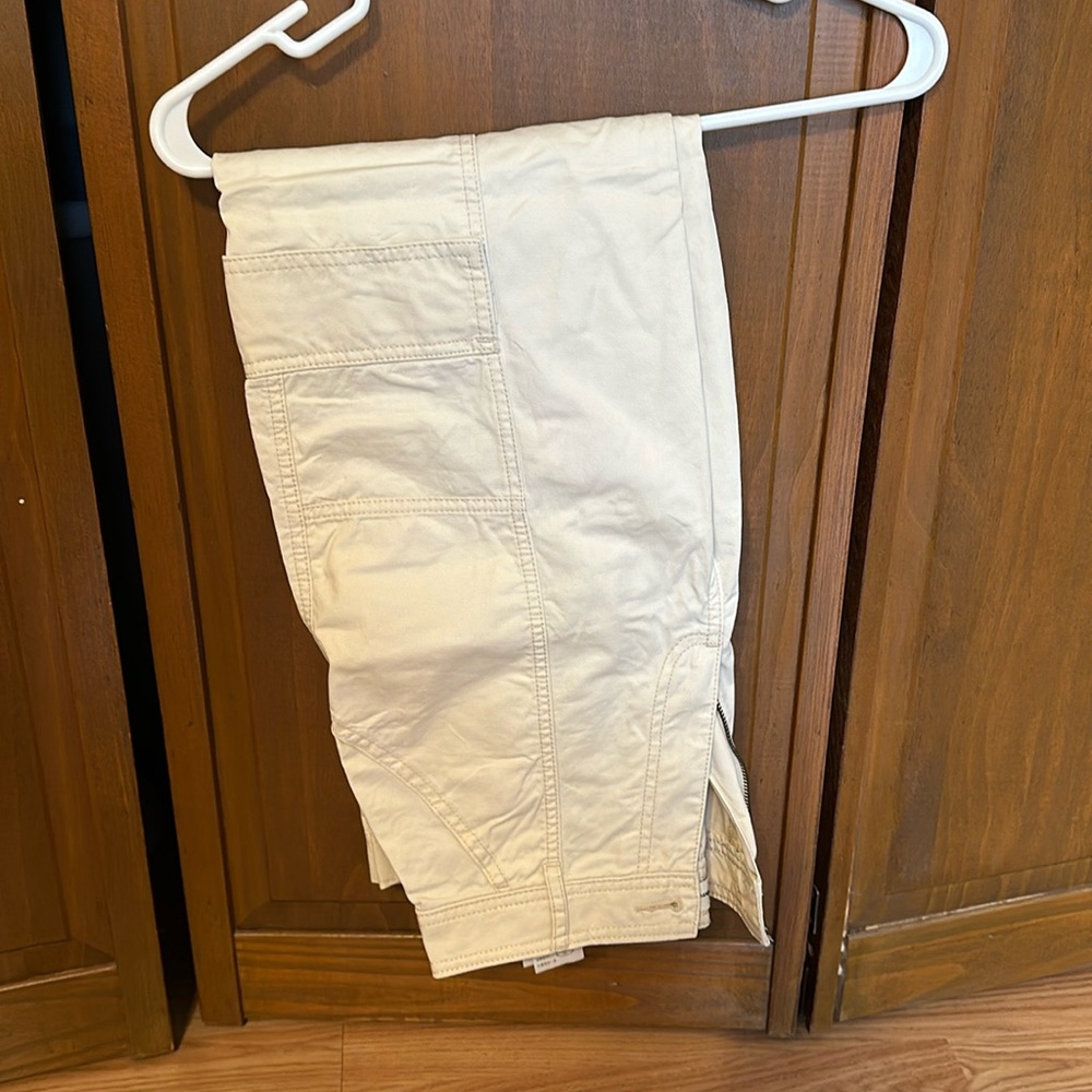 Tan, Abercrombie cargo pants size 26 short